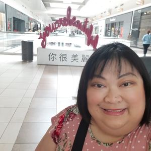 Meet your Posher, Justine